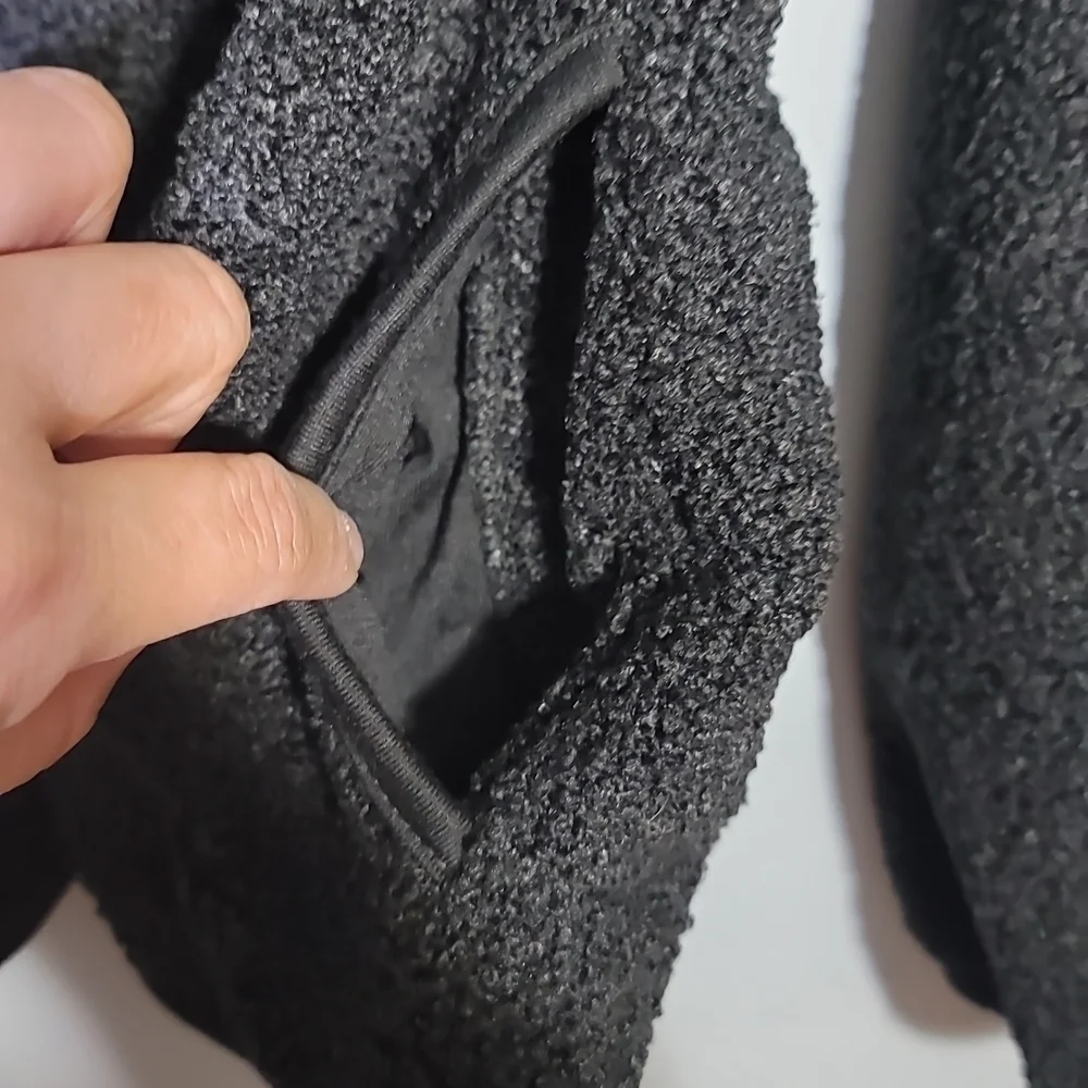 Mta Sport Fleece Sherpa Oversized Cropped Zip-Up Jacket